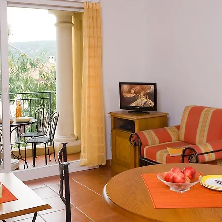 Apartmanhotel Madame Vacances Domaine De Figuiere Sainte-Maxime