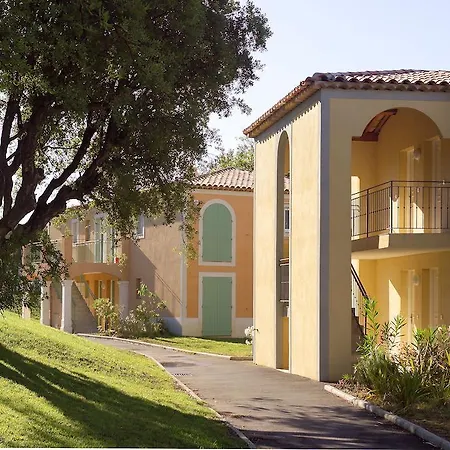 Madame Vacances Domaine De Figuiere 4* Sainte-Maxime