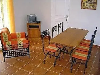 Madame Vacances Domaine De Figuiere 4*
